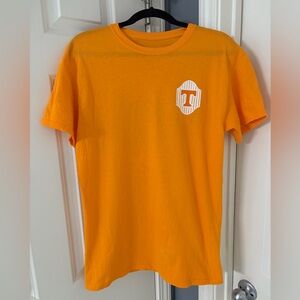 Women’s Tennessee Vols Orange Graphic Logo Tee with White Chest Emblem